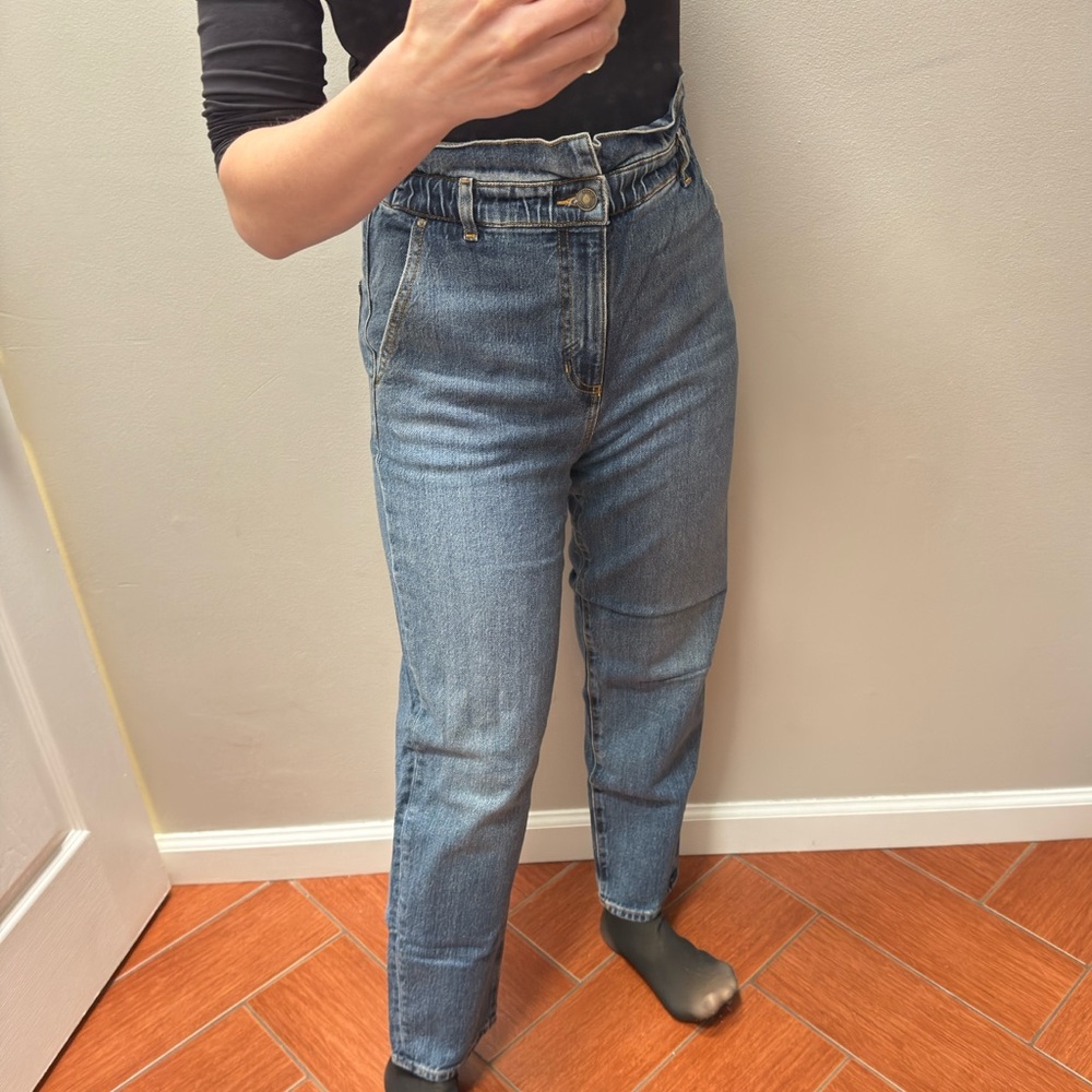 Guess High-Waisted Paperbag Mom Jeans - Medium Blue Denim